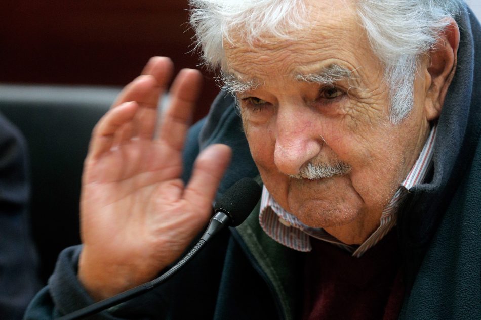 Alberto, Kicillof y Massa despidieron a Pepe Mujica: un adiós al ícono de la austeridad y la justicia social