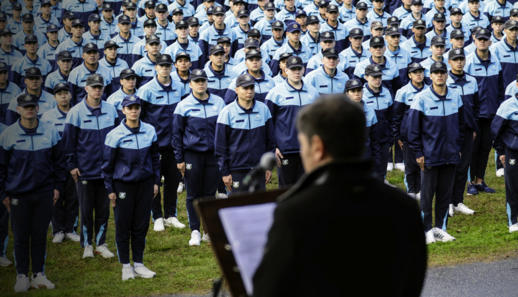 Provincia anunció un nuevo aumento salarial para la Policía Bonaerense: será del 7,5% en dos tramos