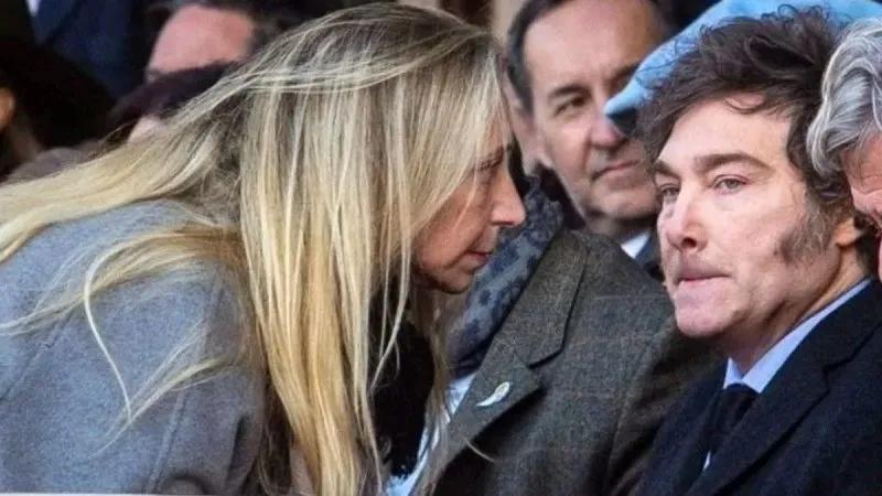 Milei cayó al 32% de aprobación en la Provincia y Kicillof le saca 16 puntos: los números que alarman al oficialismo de cara a 2027