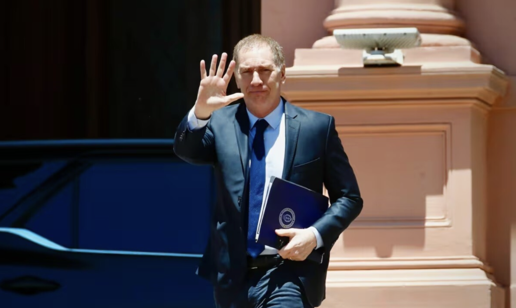 Santilli jura como jefe de Gabinete con un poder ampliado y la apuesta de sumar gobernadores