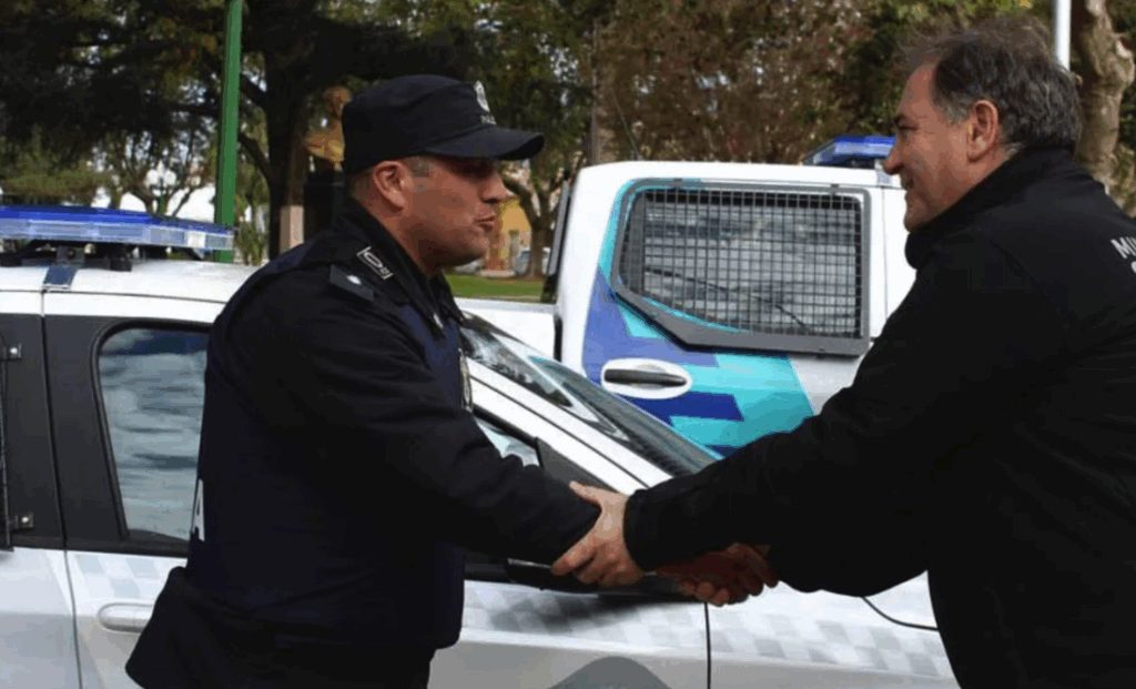 La Provincia refuerza la seguridad con nuevos patrulleros y motos: intendentes destacan distribución sin favoritismos políticos