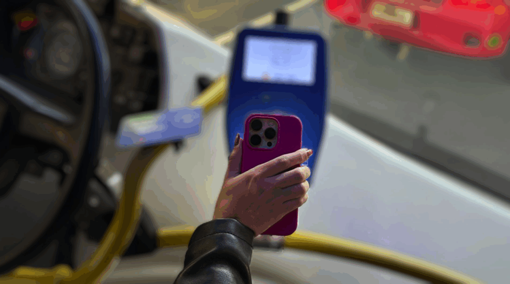 Micros en La Plata: cómo aprovechar los nuevos descuentos y viajar casi gratis usando el celular