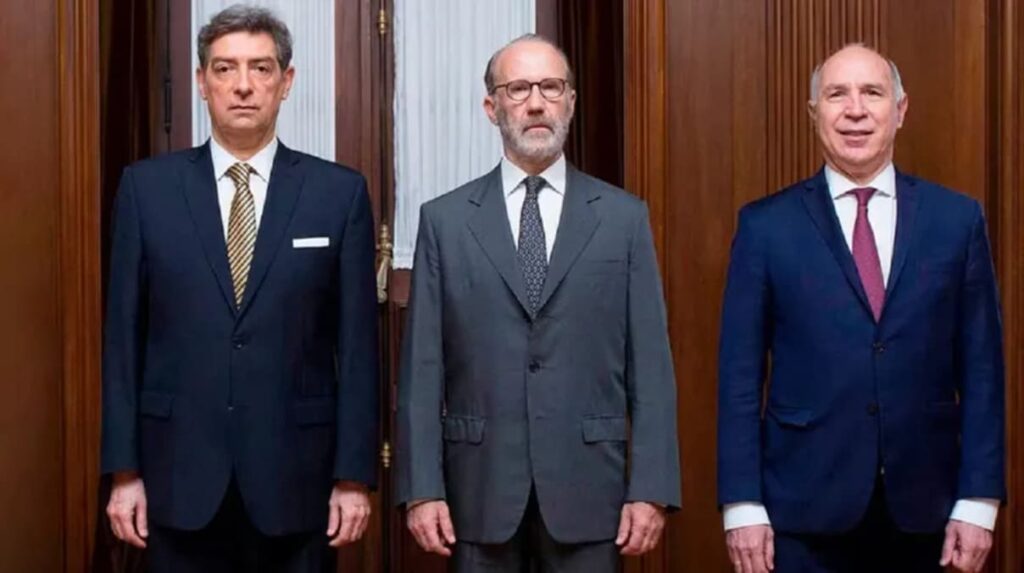 Concejales del peronismo platense buscan declarar “personas no gratas” a los jueces de la Corte que ratificaron la condena a Cristina