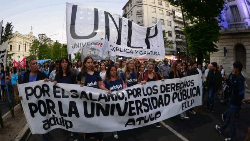 La CGT respalda el paro universitario: qué puede pasar en la UNLP y por qué escala el conflicto con el Gobierno