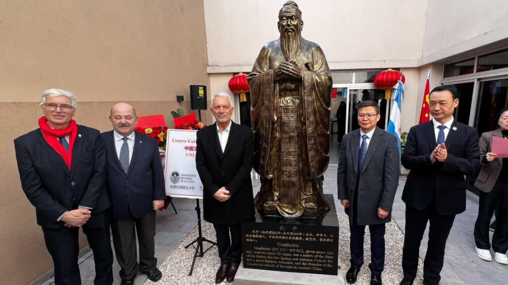 La Plata le abre una puerta a China: inauguraron el Centro Cultural UNLP-XISU