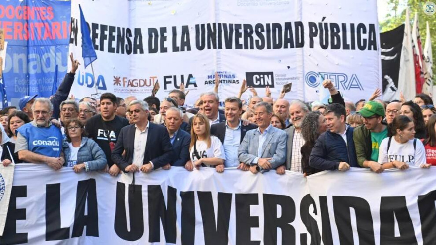 Por el ajuste de Milei: más de mil docentes dejan de enseñar en la UTN por los bajos sueldos