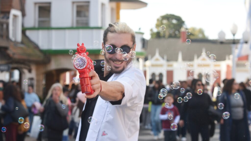 La Plata cierra las vacaciones de invierno con una agenda gratuita de circo, títeres, cine y teatro para este domingo